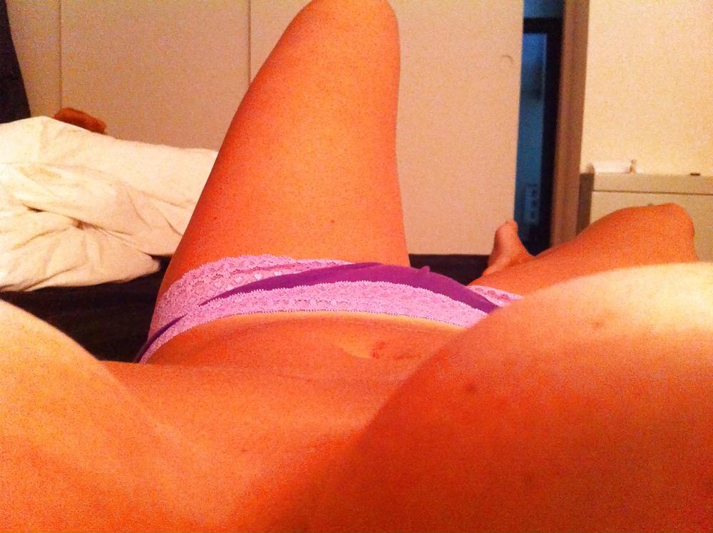 8P 23 yo GF Self Shots - masterbate