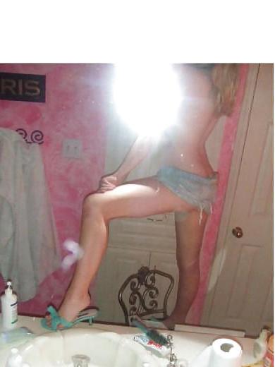 25P Self Shot 06