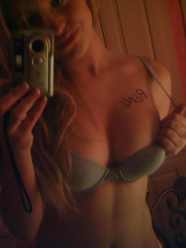 25P Self Shot 06