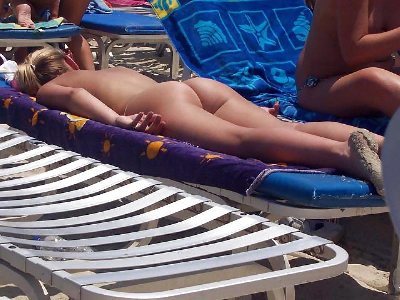 25P On the beach 2