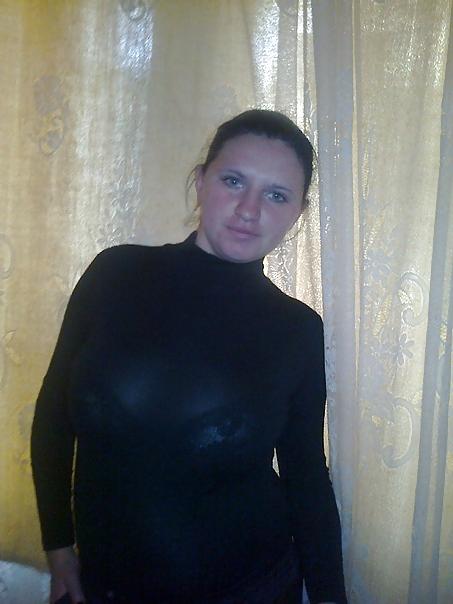 5P Busty Russian Woman 374