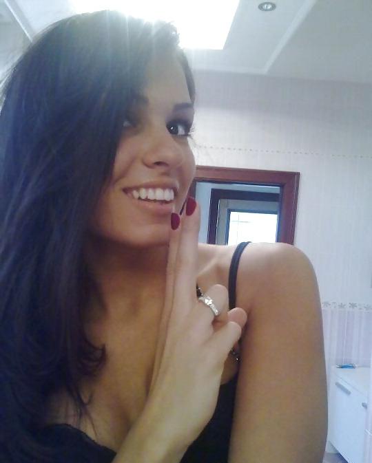 25P Sexy Teen Pictures & Self SHots 24 