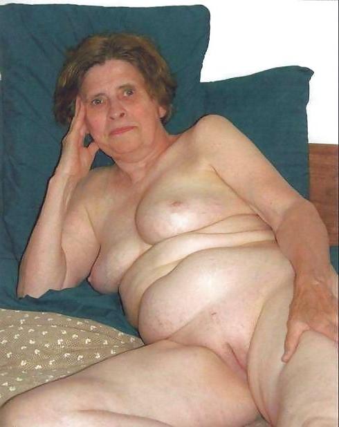 10P Older nudes