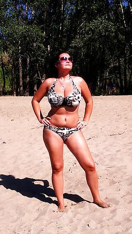 11P Busty Russian Woman 17