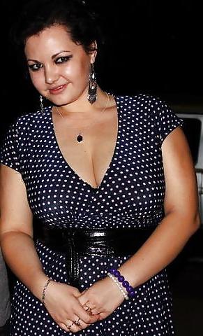 11P Busty Russian Woman 17