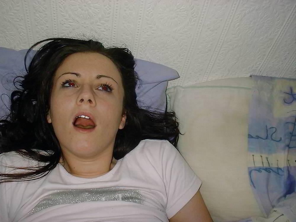 6P Brunette fondling herself and playing with her BF's cock