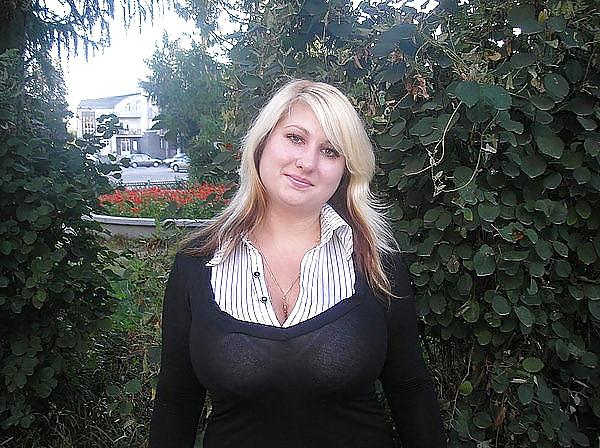 6P Busty Russian Woman 24 