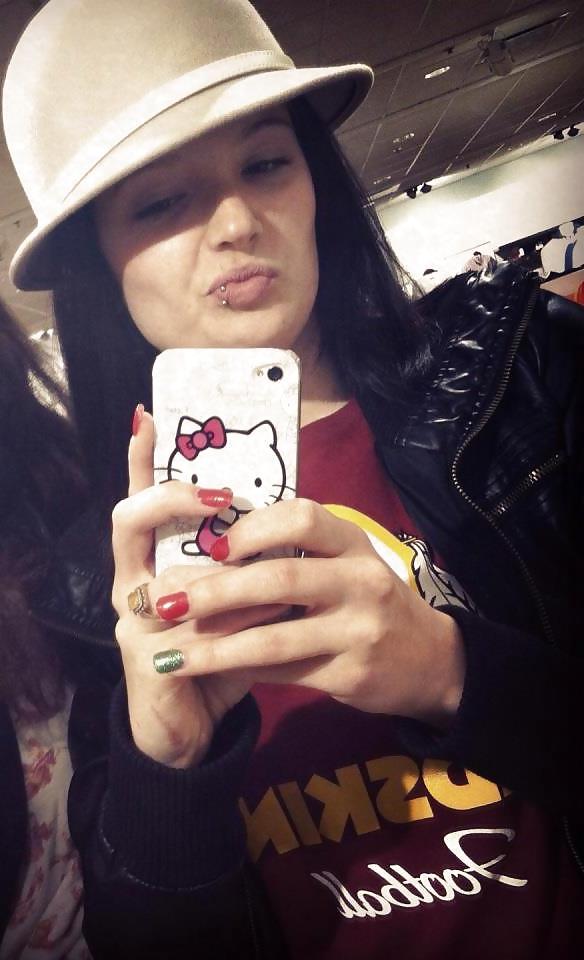 25P Self Shot Hot