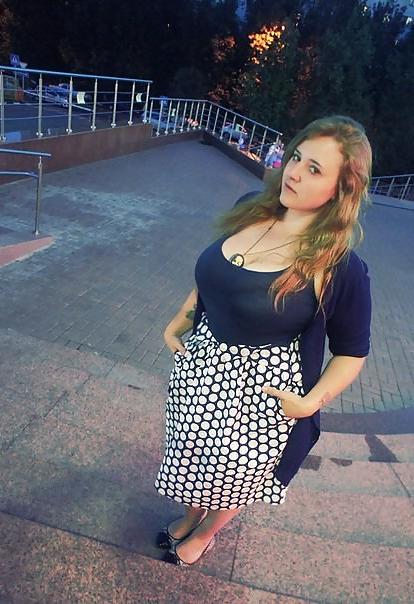 13P Busty Russian Woman 40