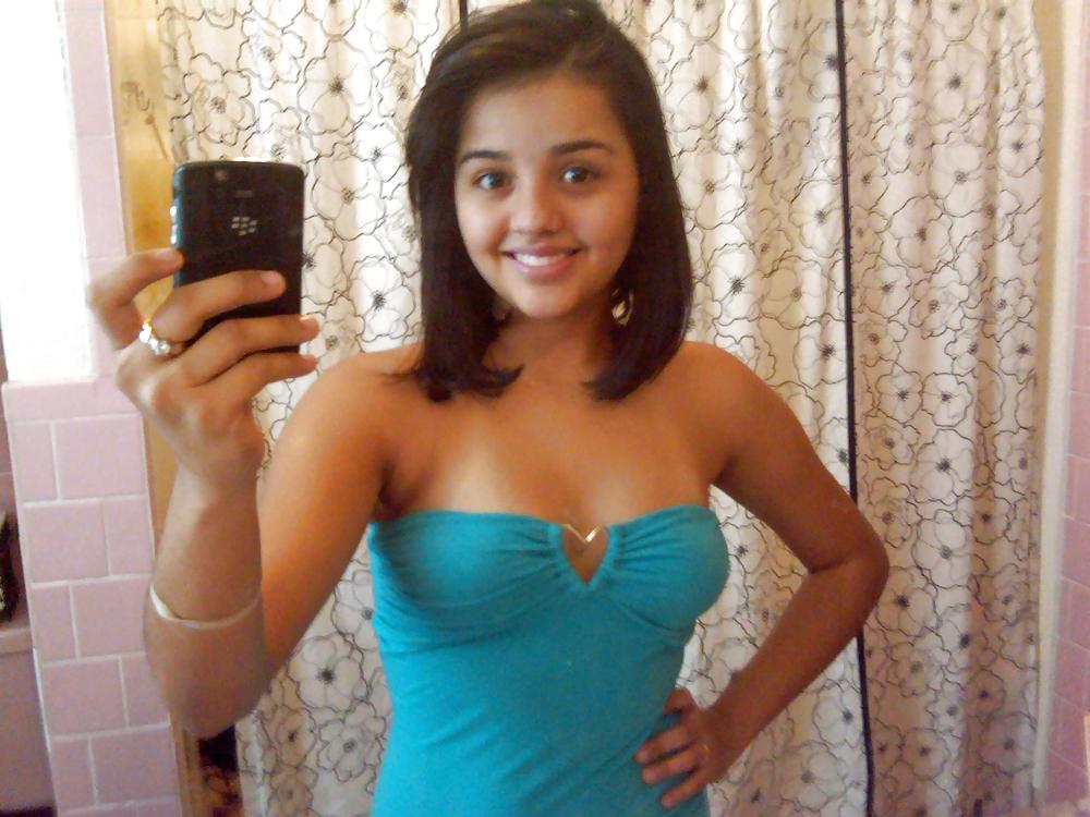 21P Sexy Young Desi Teens (Non-Nude)