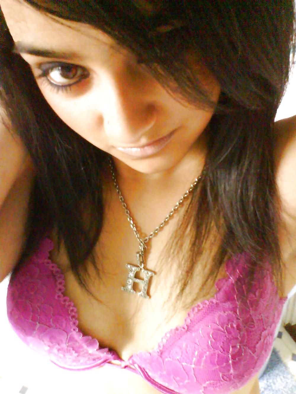 21P Sexy Young Desi Teens (Non-Nude)