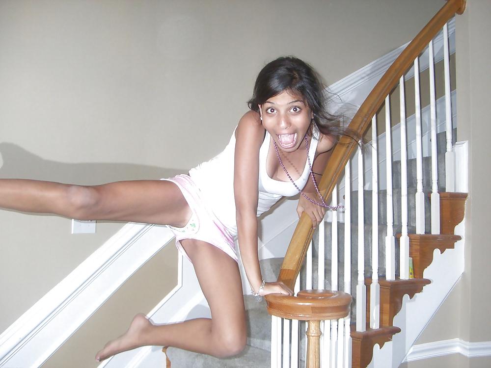 21P Sexy Young Desi Teens (Non-Nude)