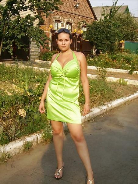 11P Busty Russian Woman 45