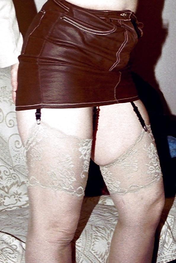 10P SAG - Sexy Business Lady Brown Leather Skirt After Work 02