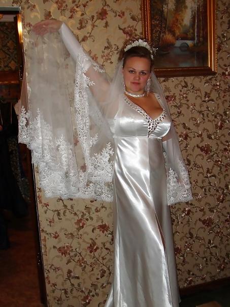 12P Busty Russian Woman 429