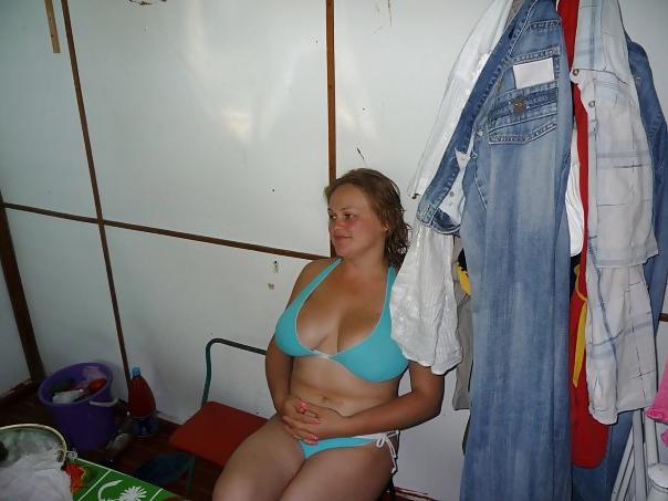 12P Busty Russian Woman 429