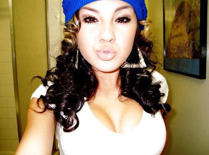 25P Sexy Teen pictures & Self SHots 2