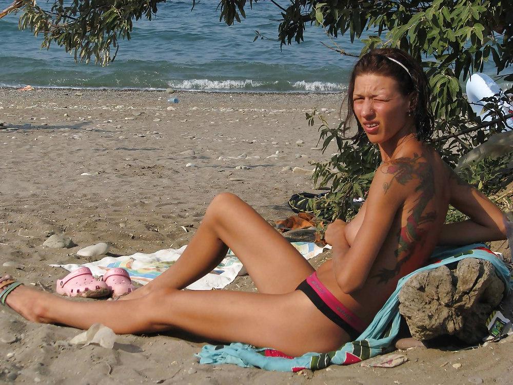 25P The beach 69