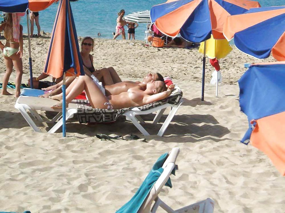 25P The beach 69