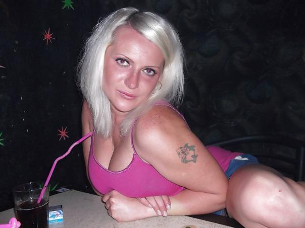 9P Busty Russian Woman 432