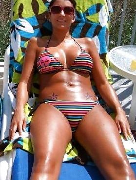 25P Amateur Girls I Know