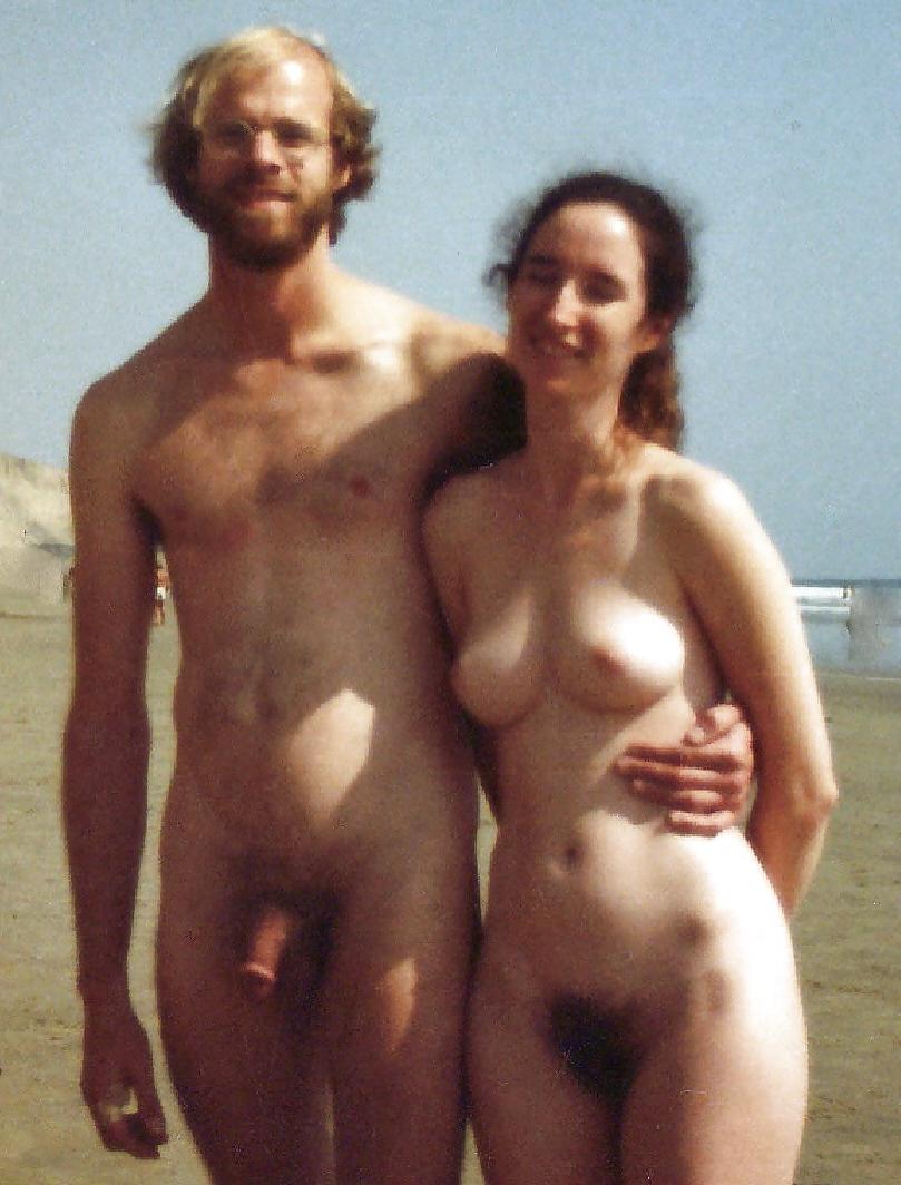 23P Naked couples 5.