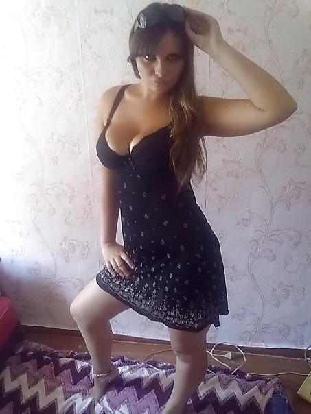 14P Busty Russian Woman 107