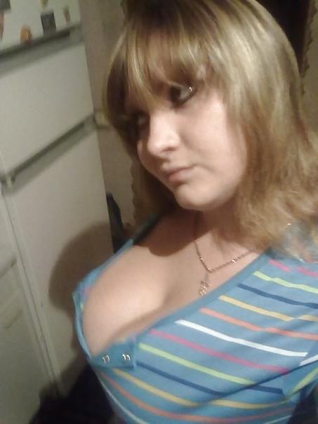 14P Busty Russian Woman 107