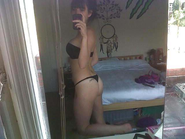 25P Tits ,ass and food!