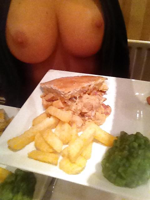 25P Tits ,ass and food!