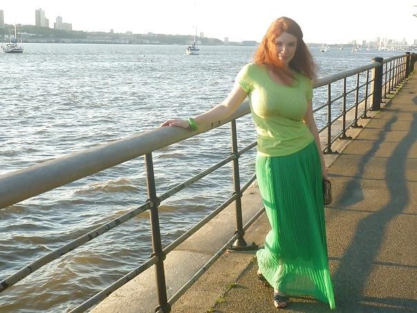 24P Busty Russian Woman 470