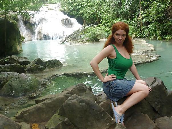 24P Busty Russian Woman 470