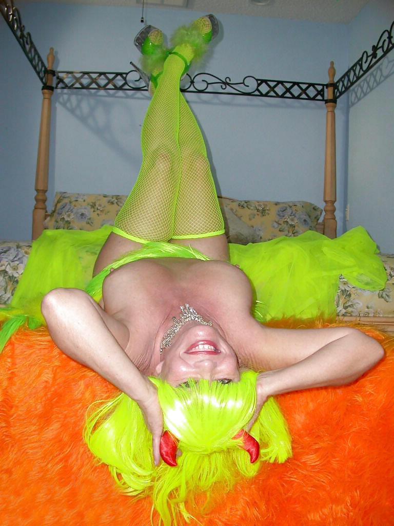 21P HALLOWEEN WITH STACEY