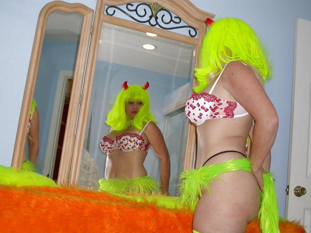 21P HALLOWEEN WITH STACEY