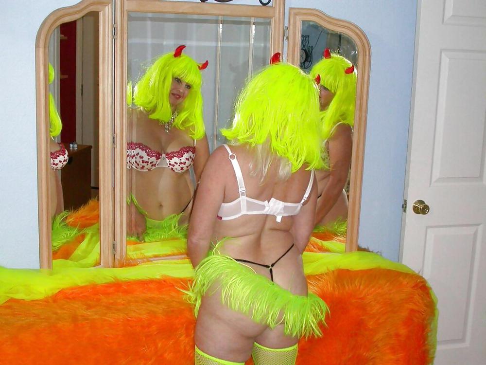 21P HALLOWEEN WITH STACEY