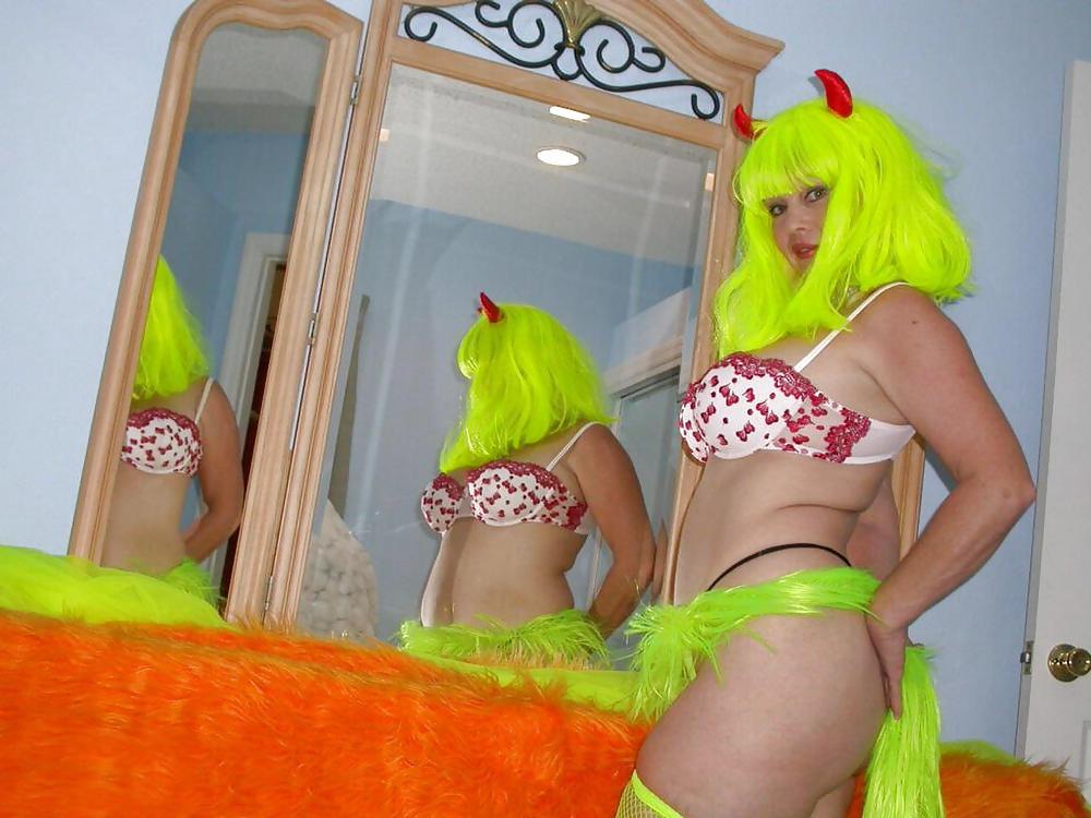 21P HALLOWEEN WITH STACEY