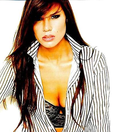 24P Turkish Beauty Lara Surol 