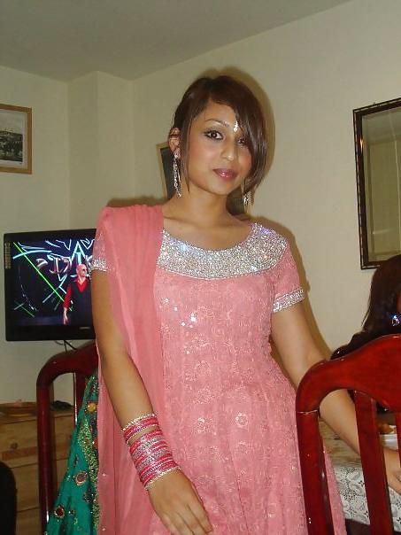 22P Muslim Desi and other Girls that want Big Black Bull Dicks