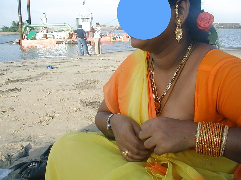 14P Indian aunty 83