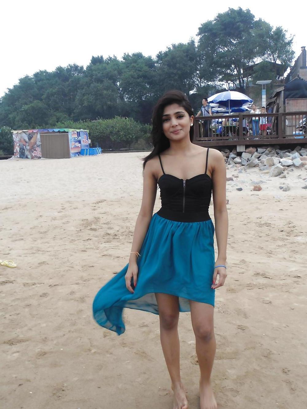 9P Sexy desi slut for comment and downgrade 1
