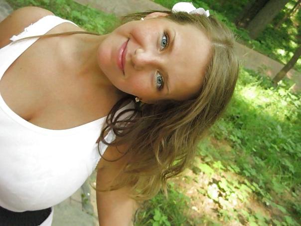 7P Busty Russian Woman 191
