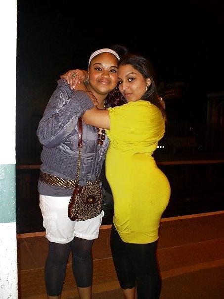25P Sexy desi indian and paki girls