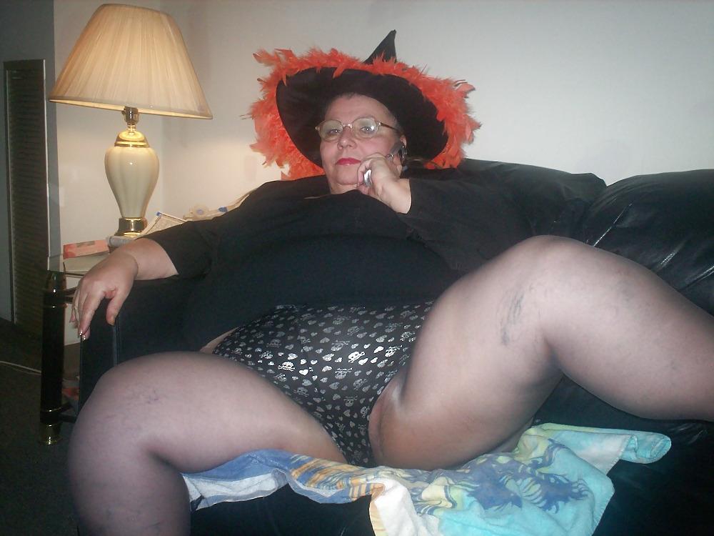 8P Haloween pics trick or treat