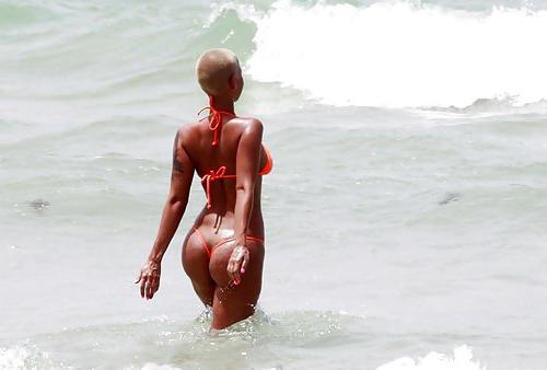 25P Celebs oops 2