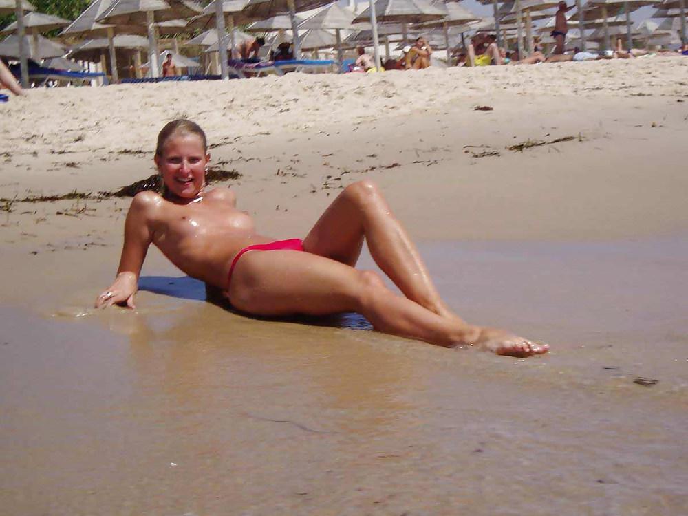 25P The beach 106