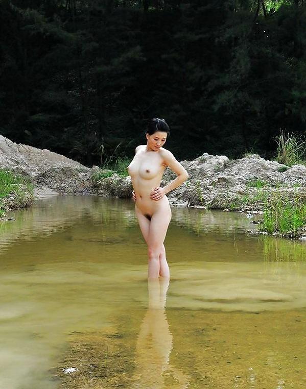 12P The Beauty of Korean Nice Tits in Nature