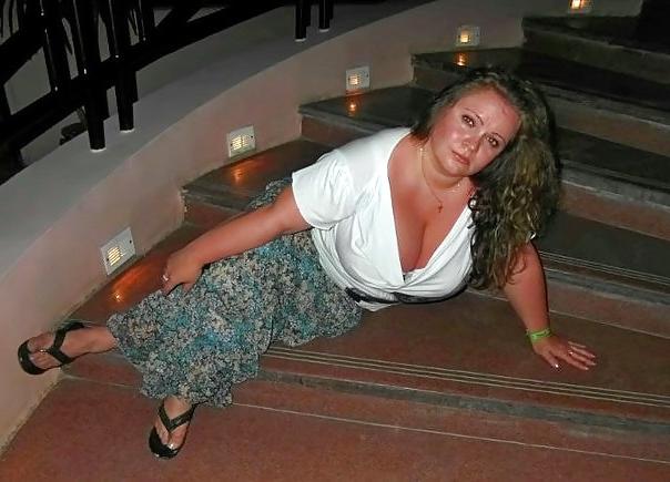 8P Busty Russian Woman 519
