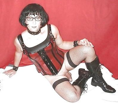 18P I love a tranny in a corset 8