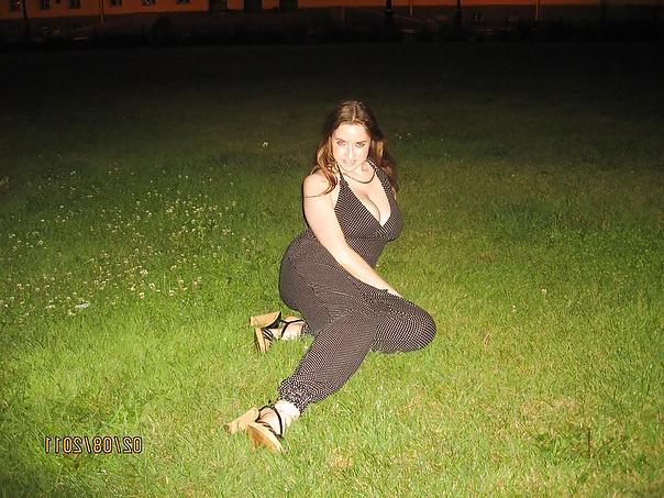 18P Busty Russian Woman 263