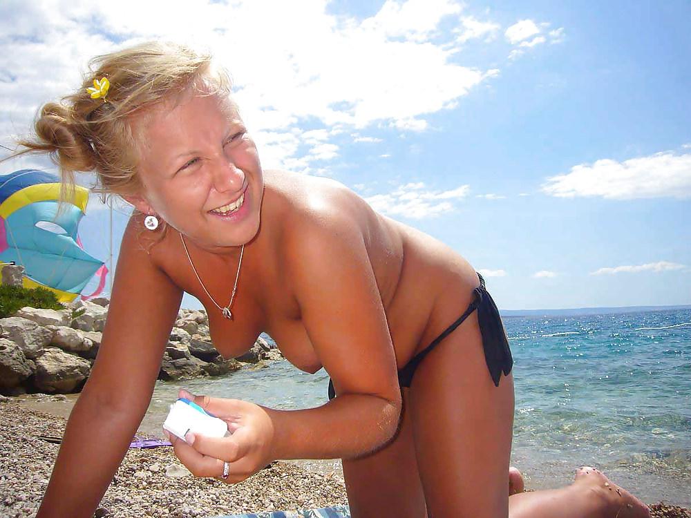 25P The beach 137